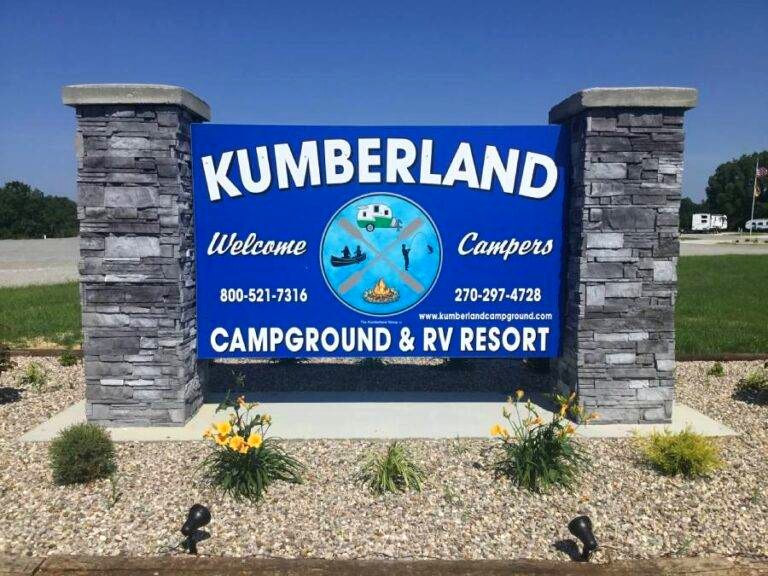 Stone monument sign at the Kumberland Campground entrance